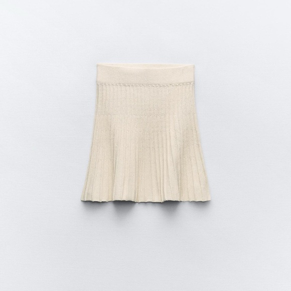 Skirt with a high elastic waist. Pleat detail ZARA - Picture 4 of 4